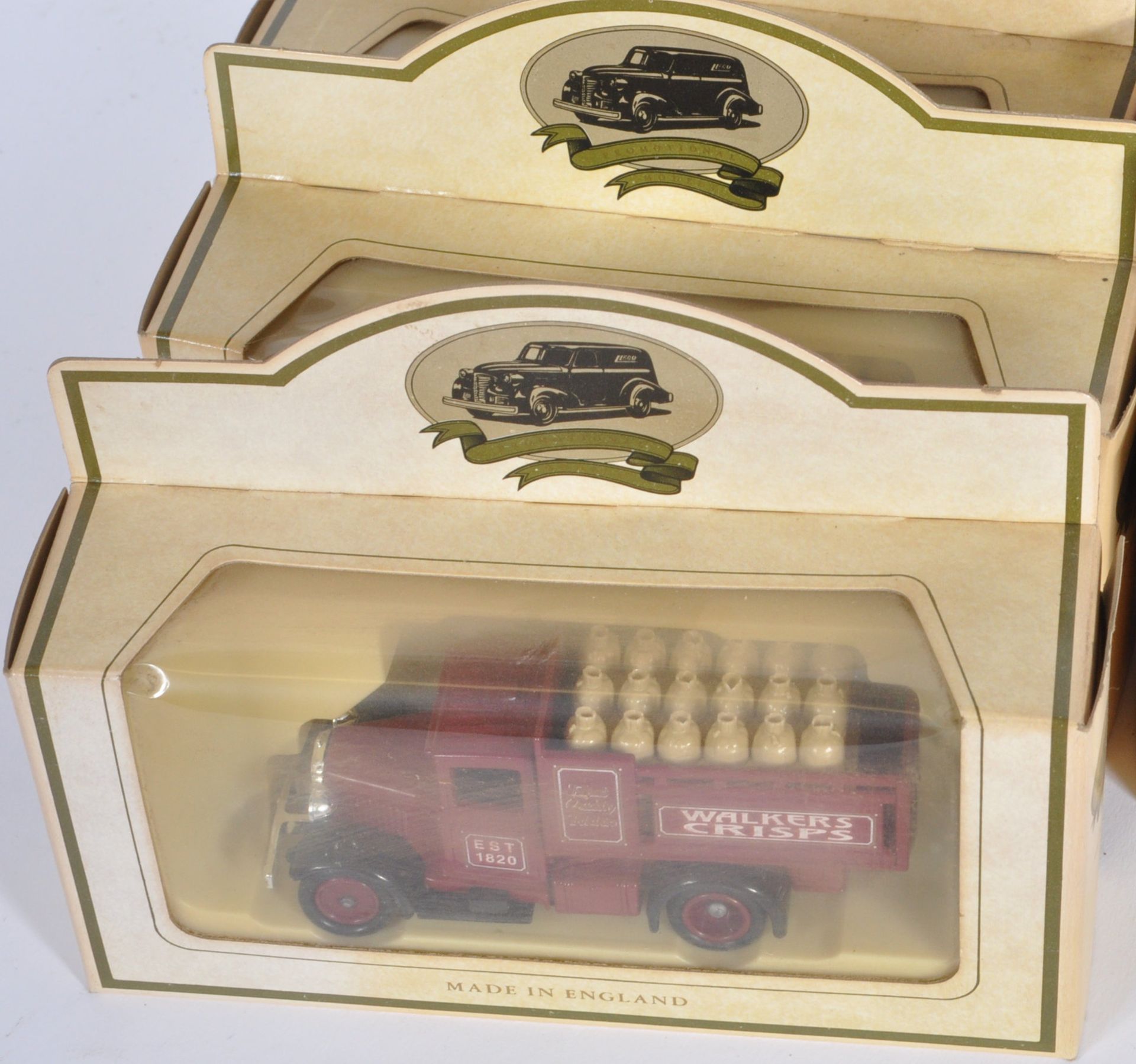 LARGE COLLECTION OF VINTAGE DIECAST CARS - Image 12 of 13