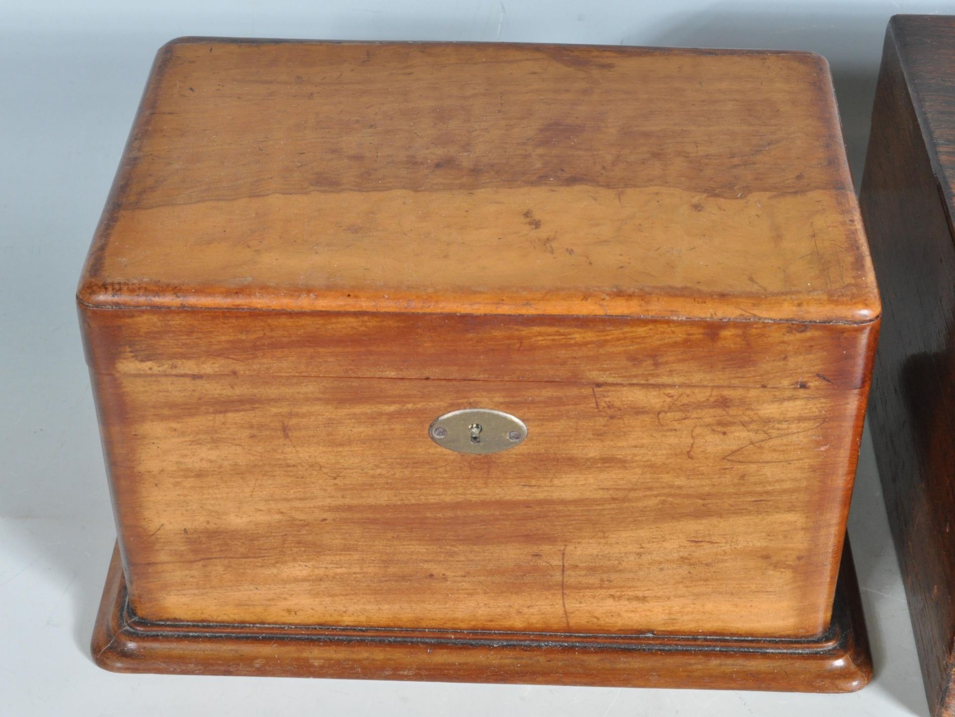 19TH CENTURY ANTIQUE VICTORIAN ROSEWOOD BOX AND MAHOGANY BOX - Image 3 of 5