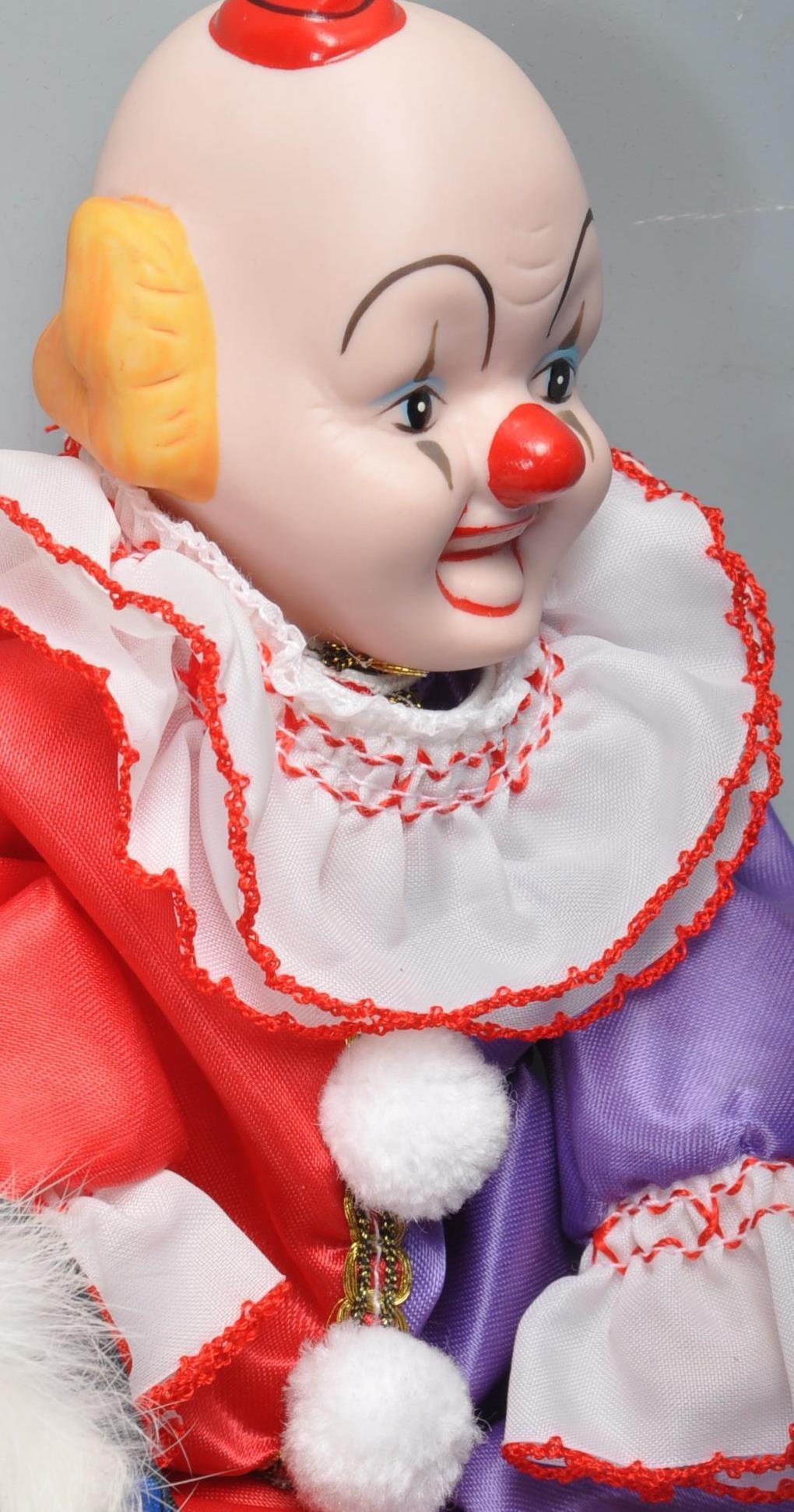 LARGE COLLECTION OF CLOWN FIGURINES WITH PORCELAIN FACES - Image 8 of 9