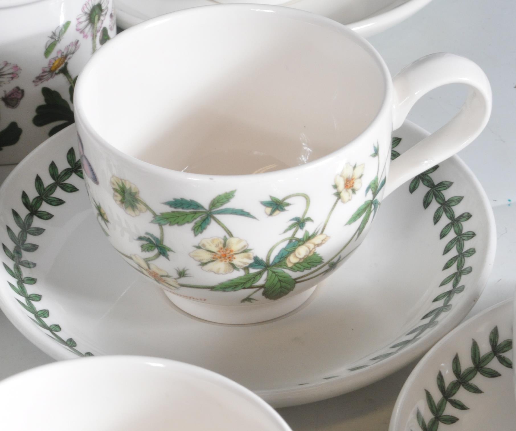 PORTMERION BOTANIC GARDEN PATTERN CERAMIC TEA SET - Image 8 of 15