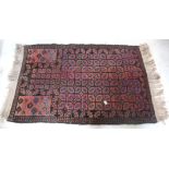 EARLY 20TH CENTURY HAND WOVEN RUG.