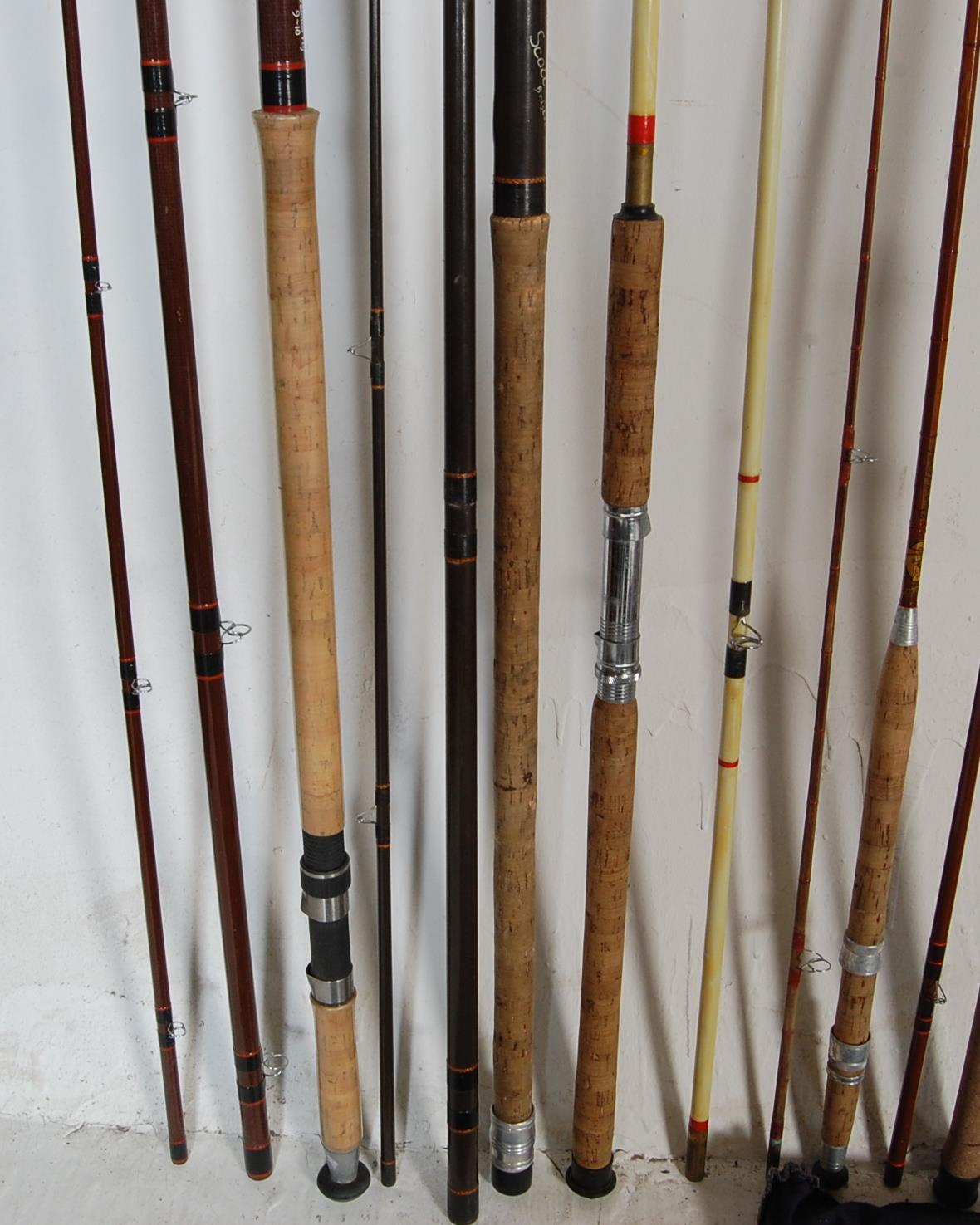 LARGE COLLECTION OF VINTAGE 20TH CENTURY FISHING RODS - Image 5 of 19