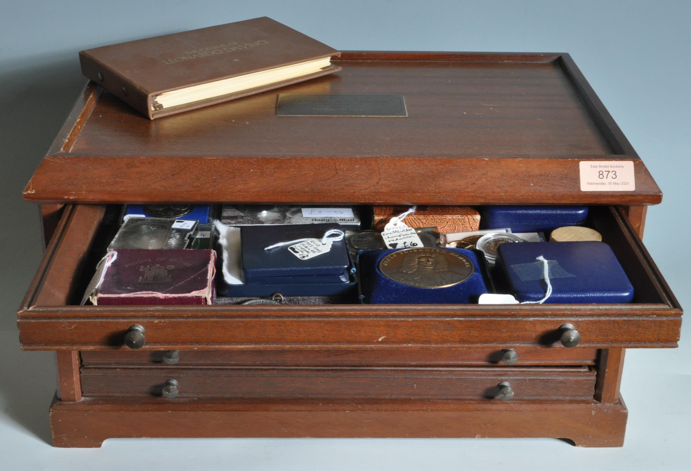 COLLECTION OF COINS AND MEDALS IN A WOODEN BOX