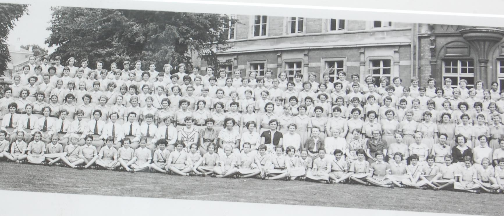 COOLECTION OF FOUR SCHOOL PHOTGRAPHS OF CLIFTON HIGH SCHOOL FOR GIRLS - Image 5 of 18