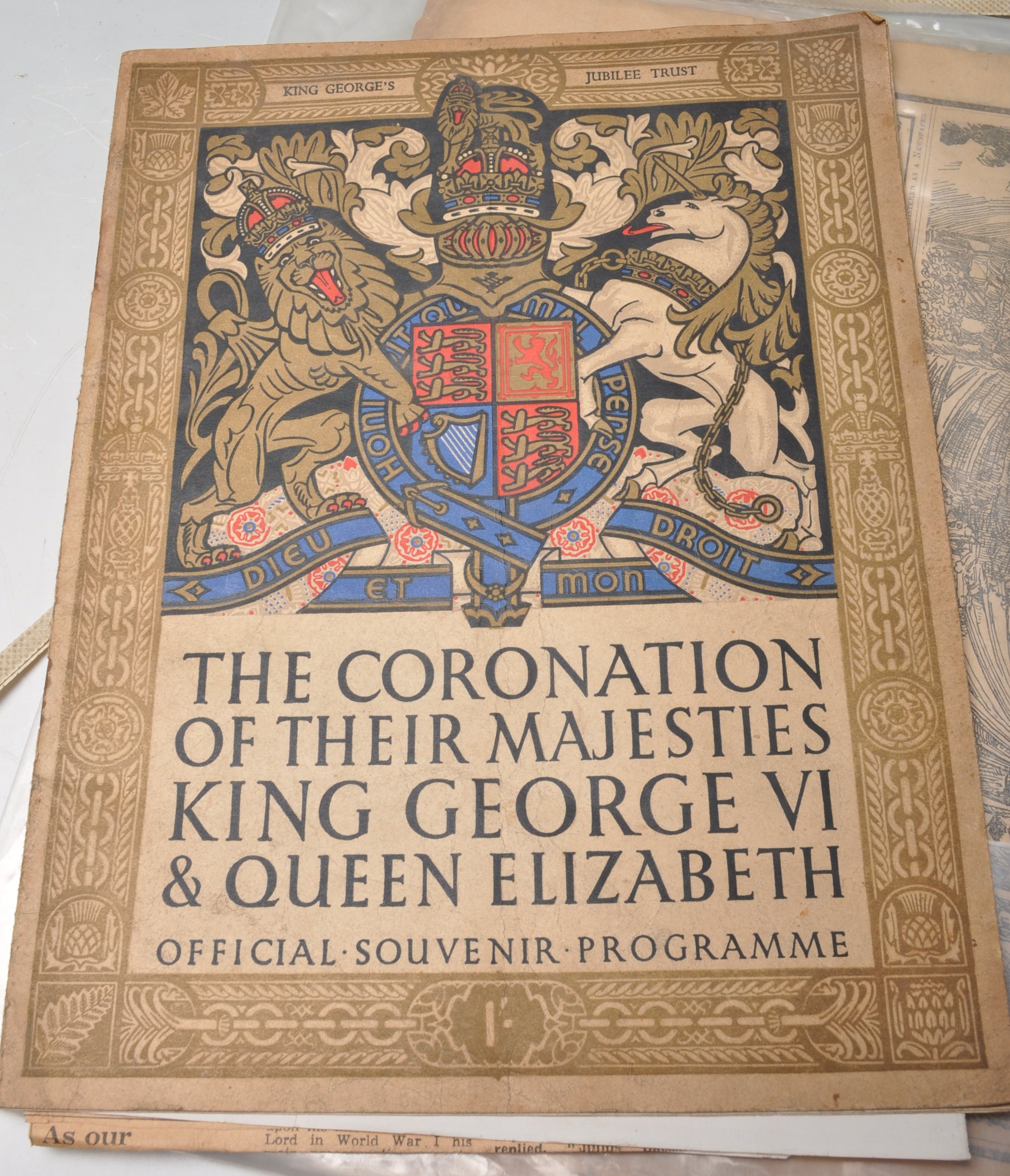 COLLECTION OF 20TH CENTURY ROYAL FAMILY EPHEMERAL - Image 10 of 14