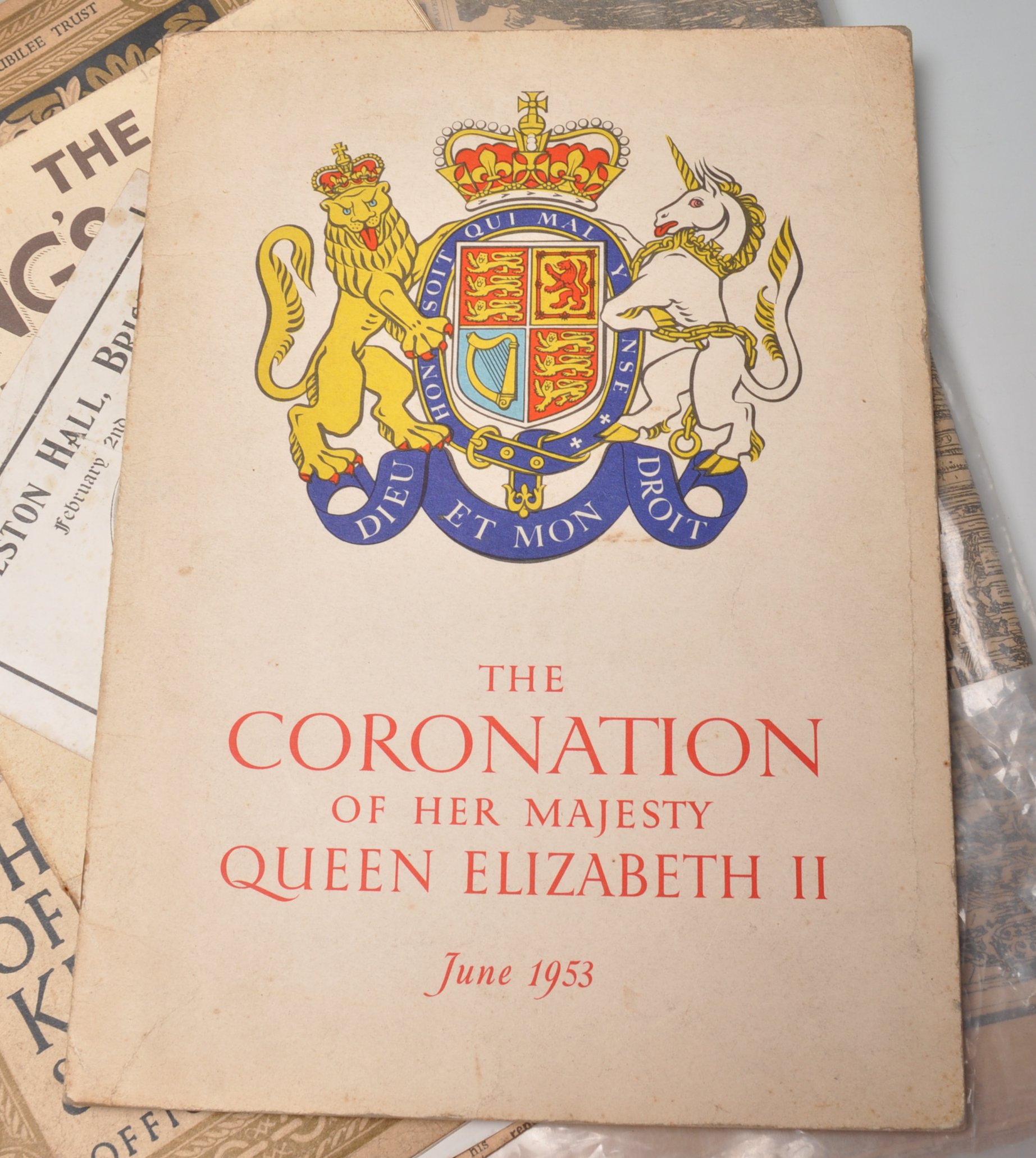 COLLECTION OF 20TH CENTURY ROYAL FAMILY EPHEMERAL - Image 7 of 14
