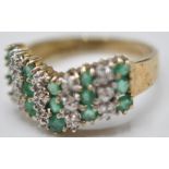 9CT GOLD GREEN AND WHITE STONE RING