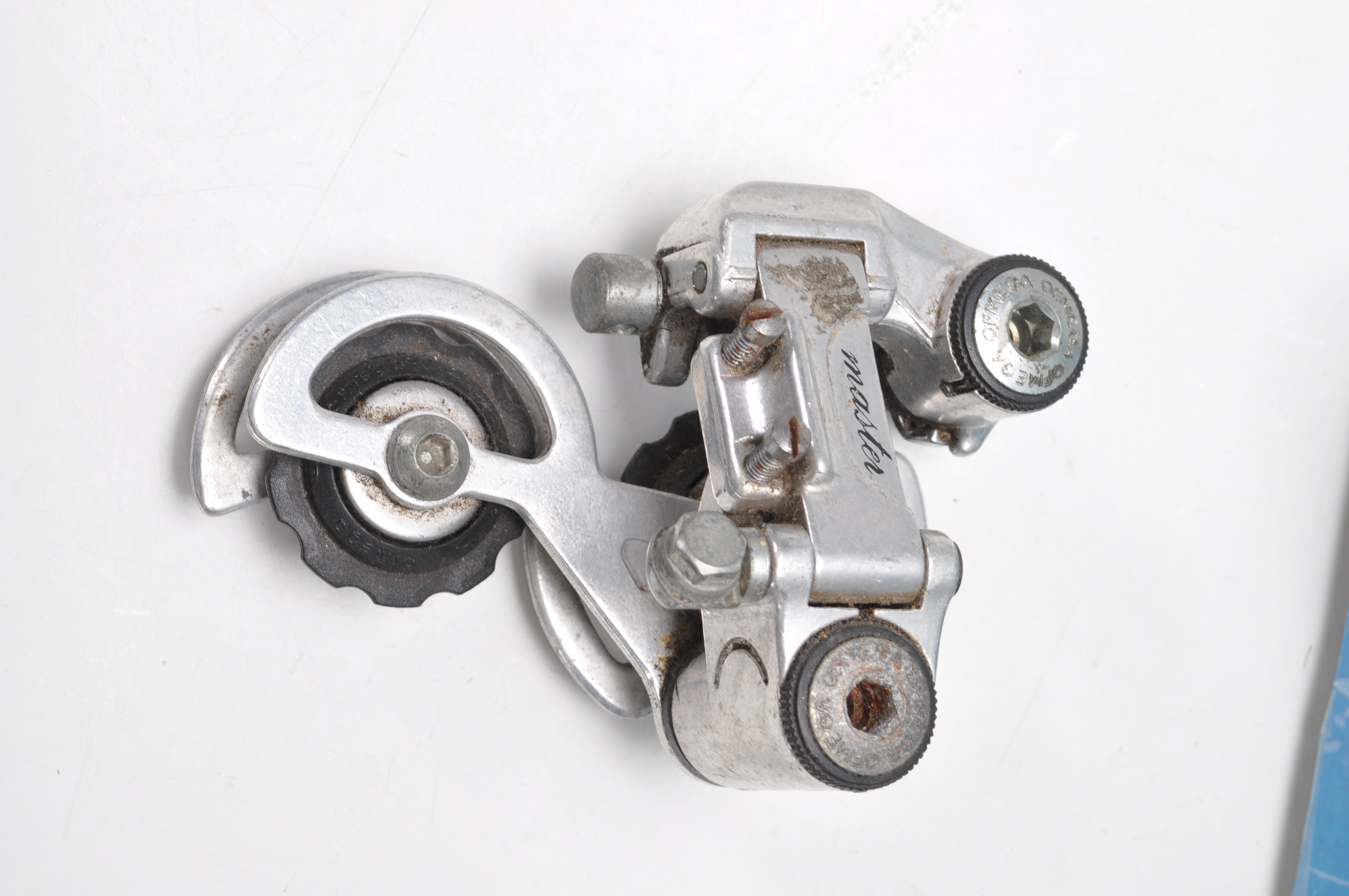 VINTAGE BICYCLES AND SPARES - COLLECTION OF THREADED BIKE HEADSET COMPONENTS. - Image 13 of 20
