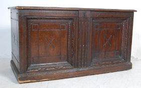 19TH CENTURY VICTORIAN ENGLISH OAK COFFER