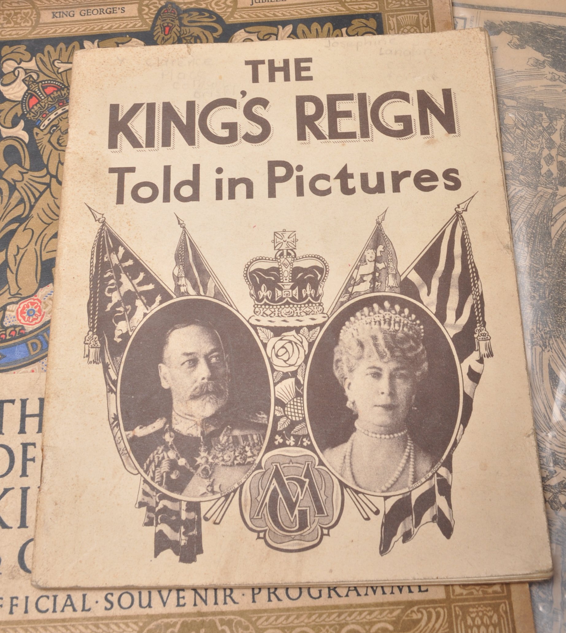 COLLECTION OF 20TH CENTURY ROYAL FAMILY EPHEMERAL - Image 9 of 14