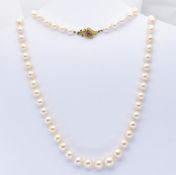 FRENCH 18CT GOLD PEARL & RUBY SINGLE STRAND COLLAR NECKLACE