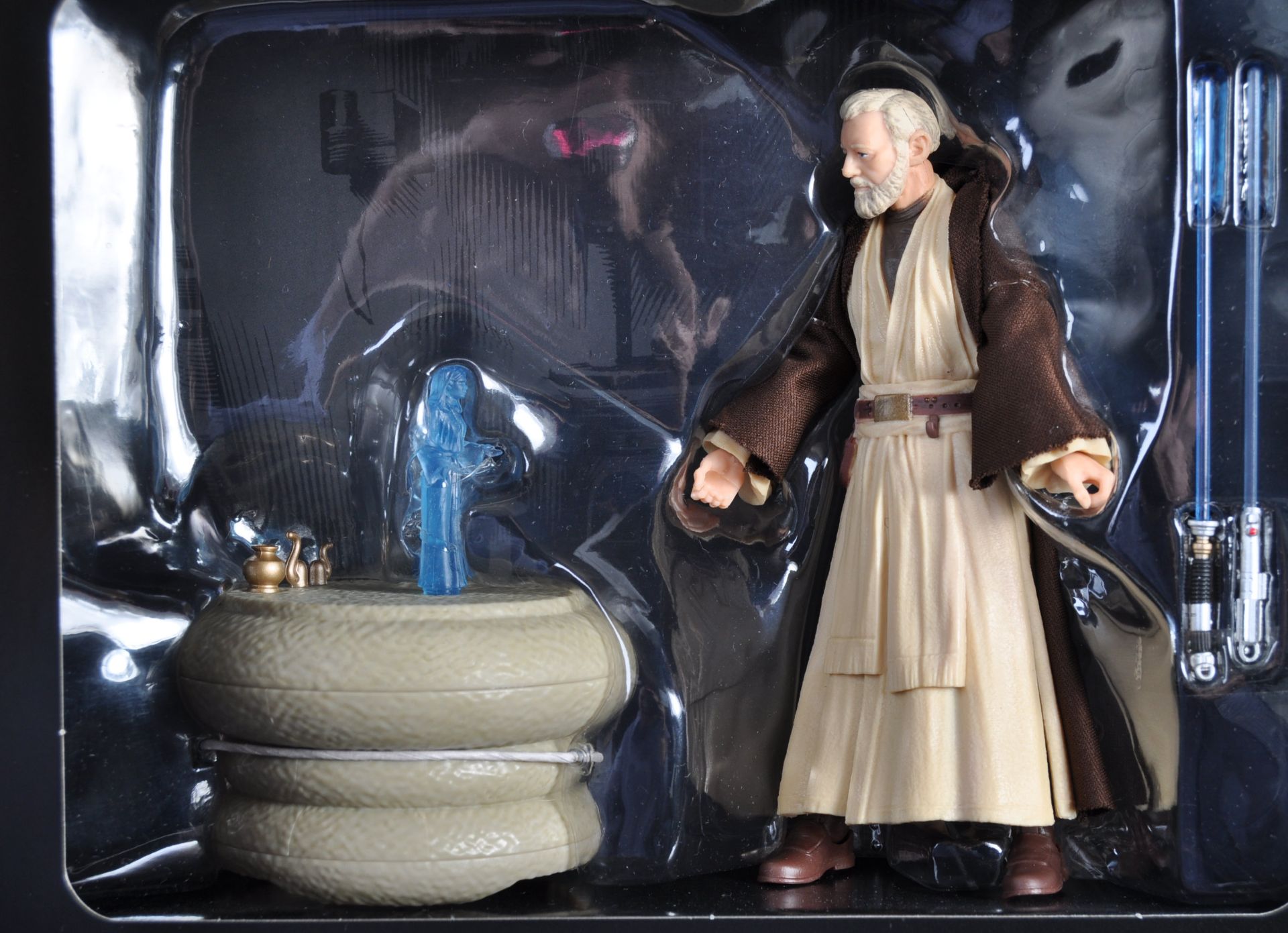 ESTATE OF DAVE PROWSE - SDCC EXCLUSIVE HASBRO BLACK SERIES FIGURE - Image 3 of 4