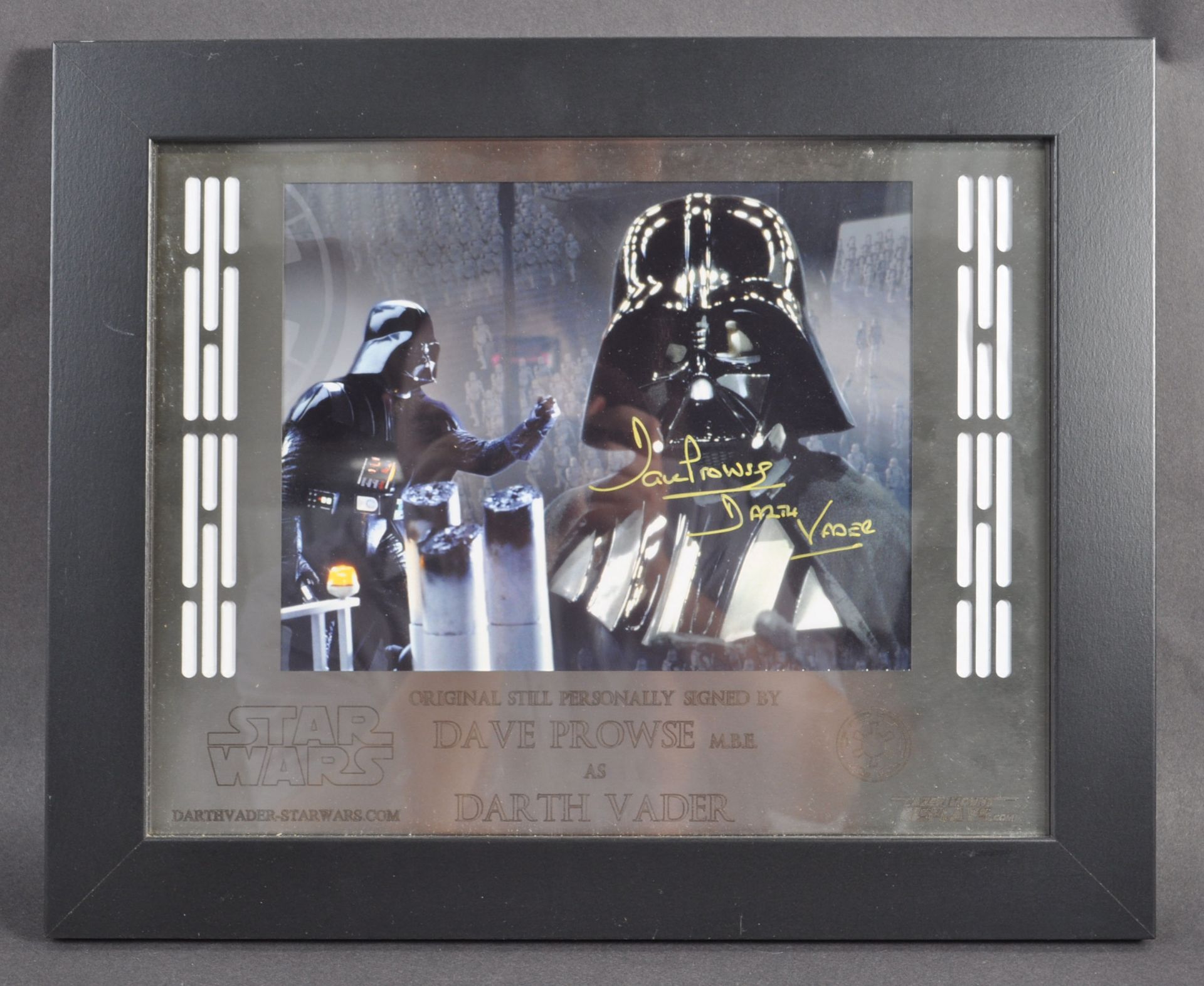 ESTATE OF DAVE PROWSE - LAZER MOUNT DISPLAY AUTOGRAPH PRESENTATION