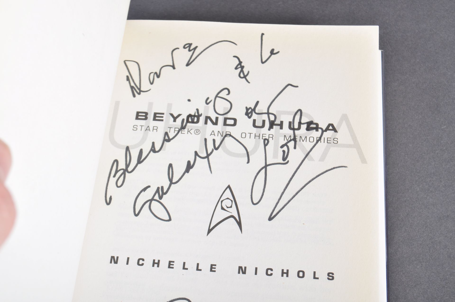 ESTATE OF DAVE PROWSE - STAR TREK - NICHELLE NICOLS SIGNED BOOK - Image 3 of 3