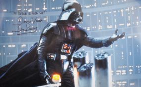 ESTATE OF DAVE PROWSE - STAR WARS DARTH VADER 11X17" PHOTO