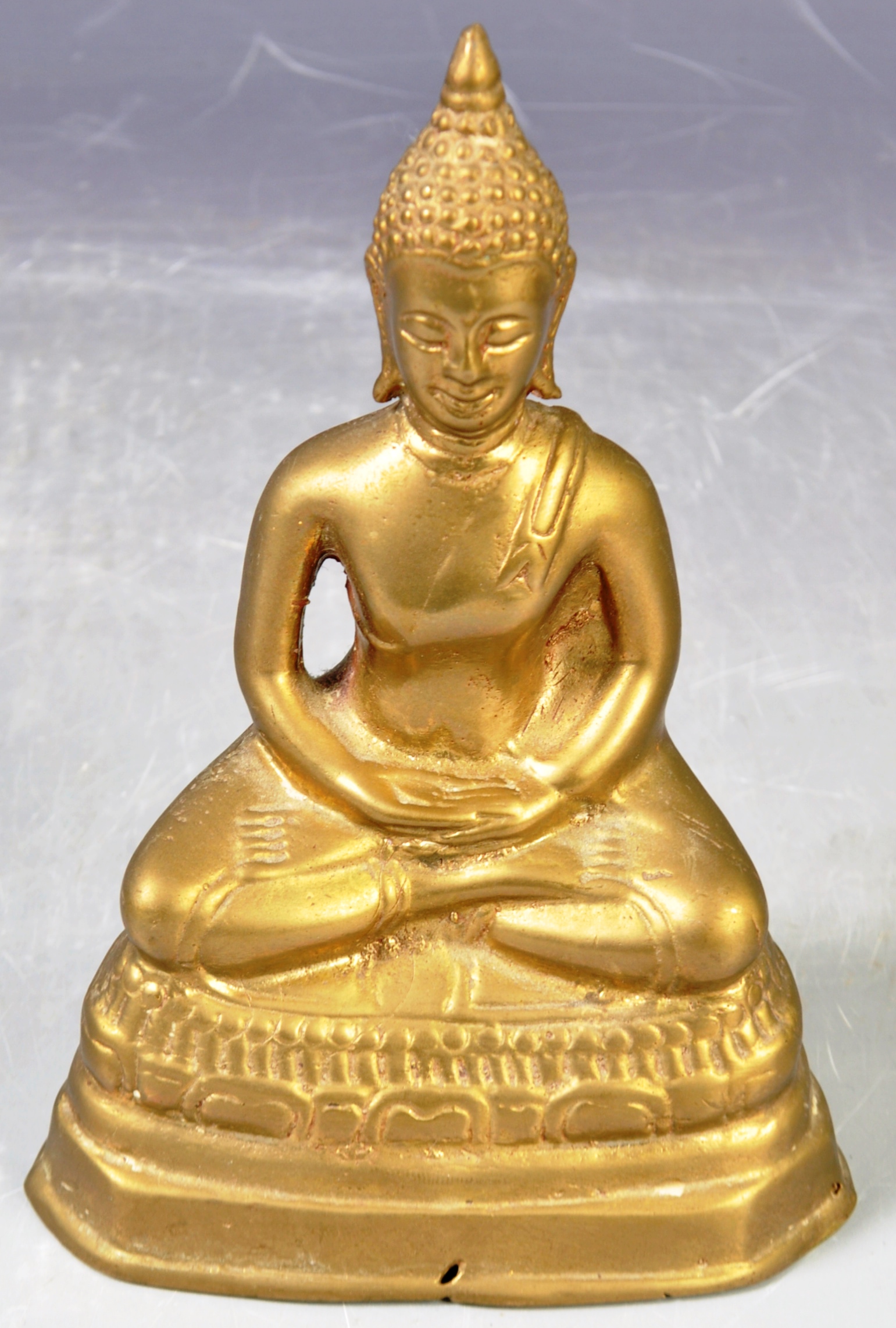 EARLY 20TH CENTURY GILDED BRONZE FIGURINE OF BUDDHA - Image 2 of 8