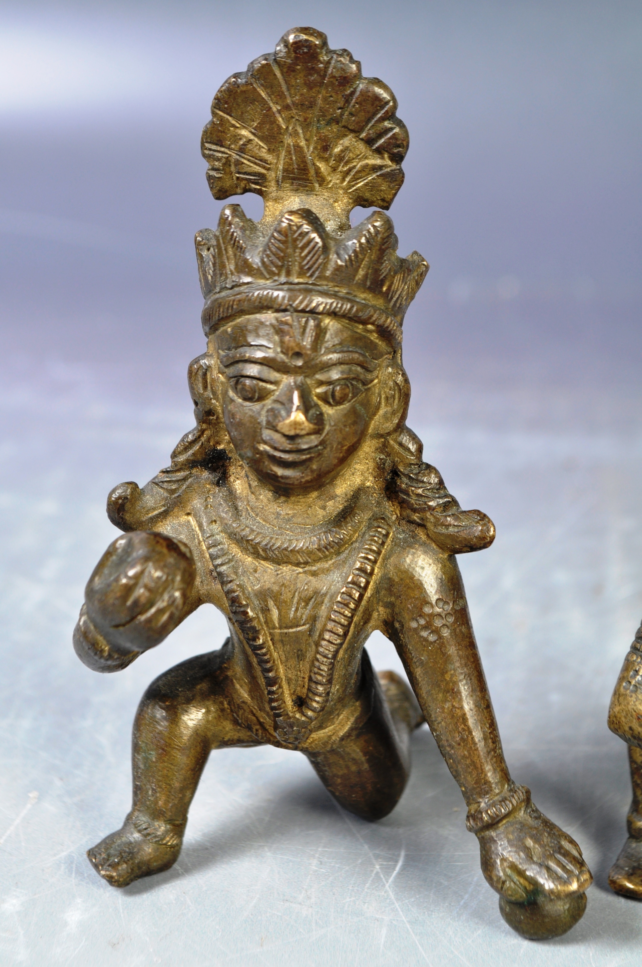 TWO ANTIQUE 19TH / 20TH INDIAN HINDU BRONZE FIGURINES OF KRISHNA - Image 2 of 6