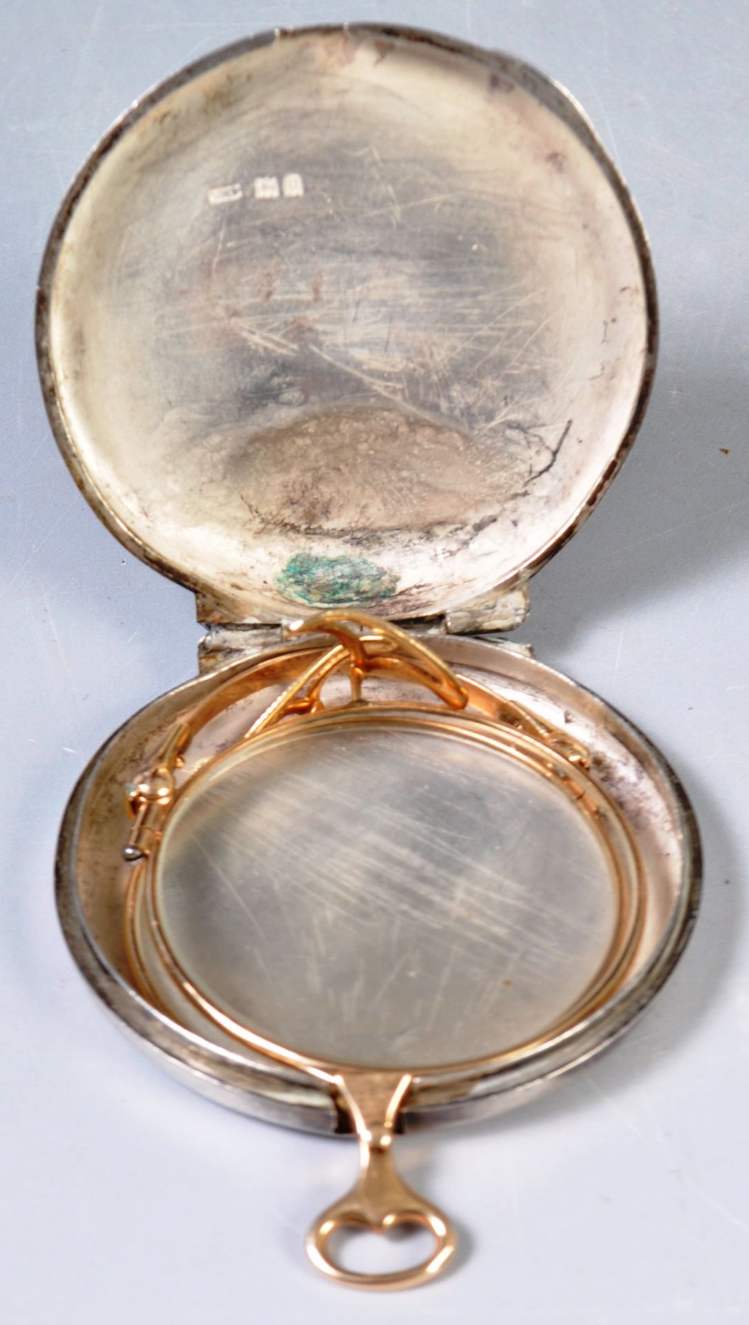 EARLY 20TH CENTURY GOLD LORGNETTE WITHIN A SILVER CASE - Image 3 of 7