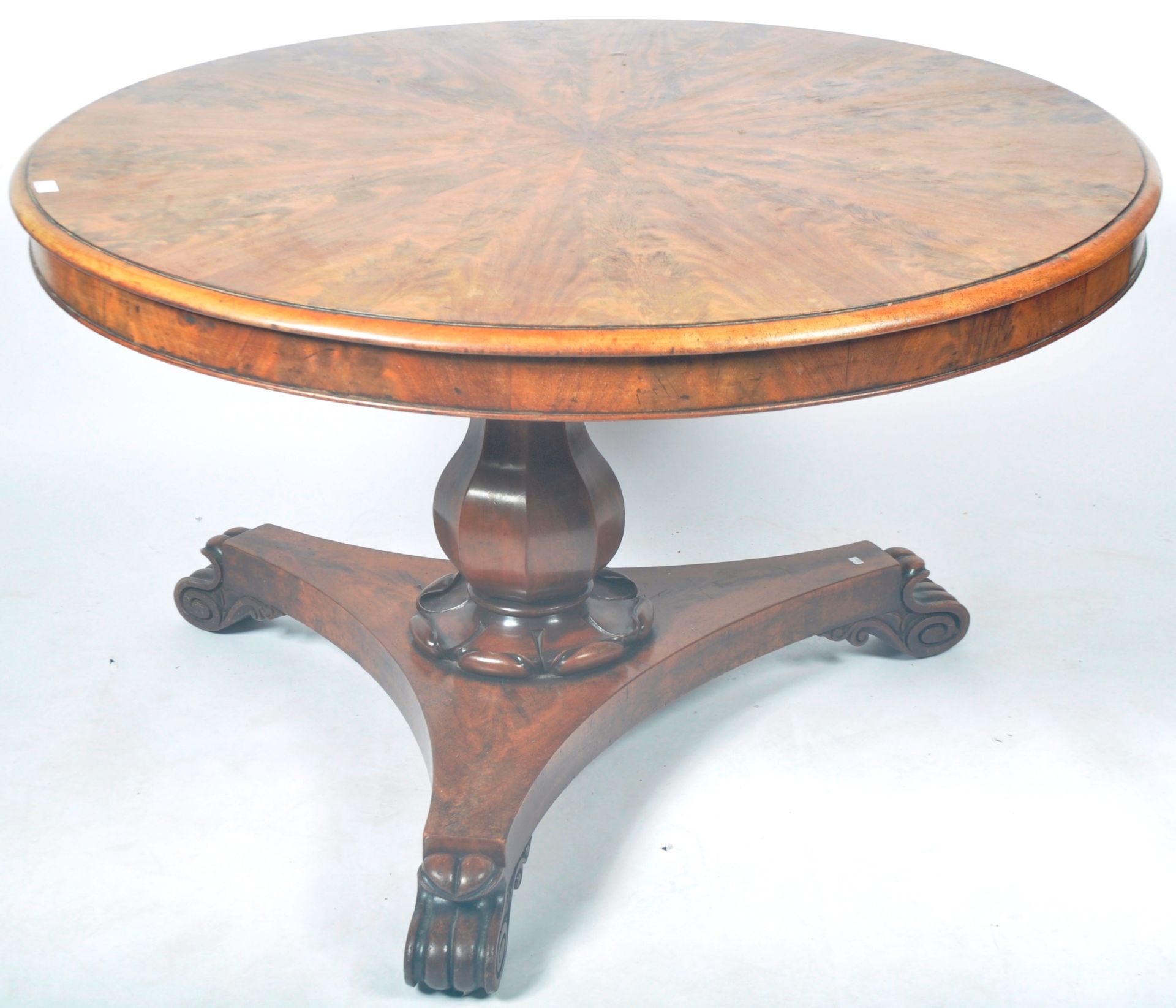 ANTIQUE 19TH CENTURY FEATHERED MAHOGANY TILT TOP DINING TABLE - Image 3 of 6