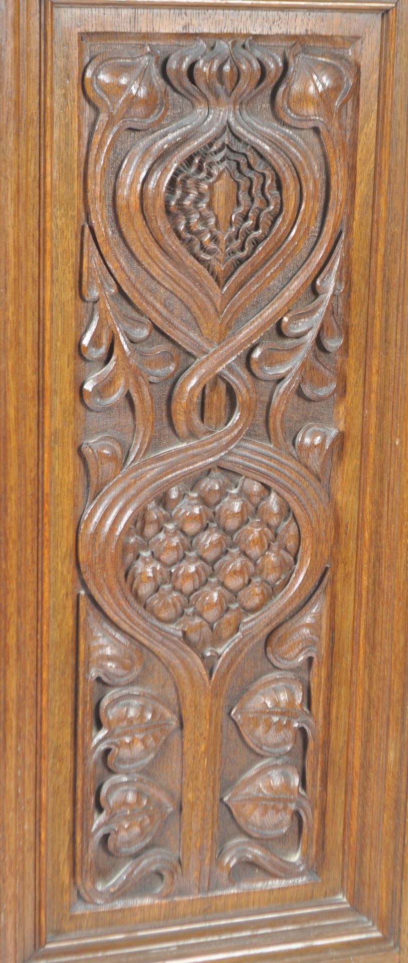 ANTIQUE MORRIS & CO ENGLISH ARTS & CRAFTS HALL CUPBOARD - Image 4 of 9