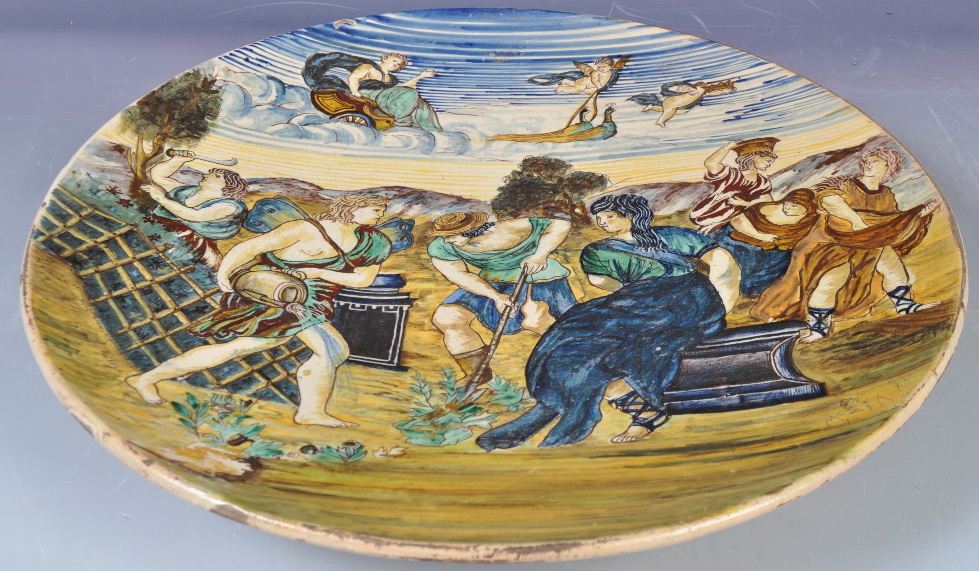 ANTIQUE ITALIAN MAIOLICA CHARGER WITH CLASSICAL SCENES - Image 8 of 8