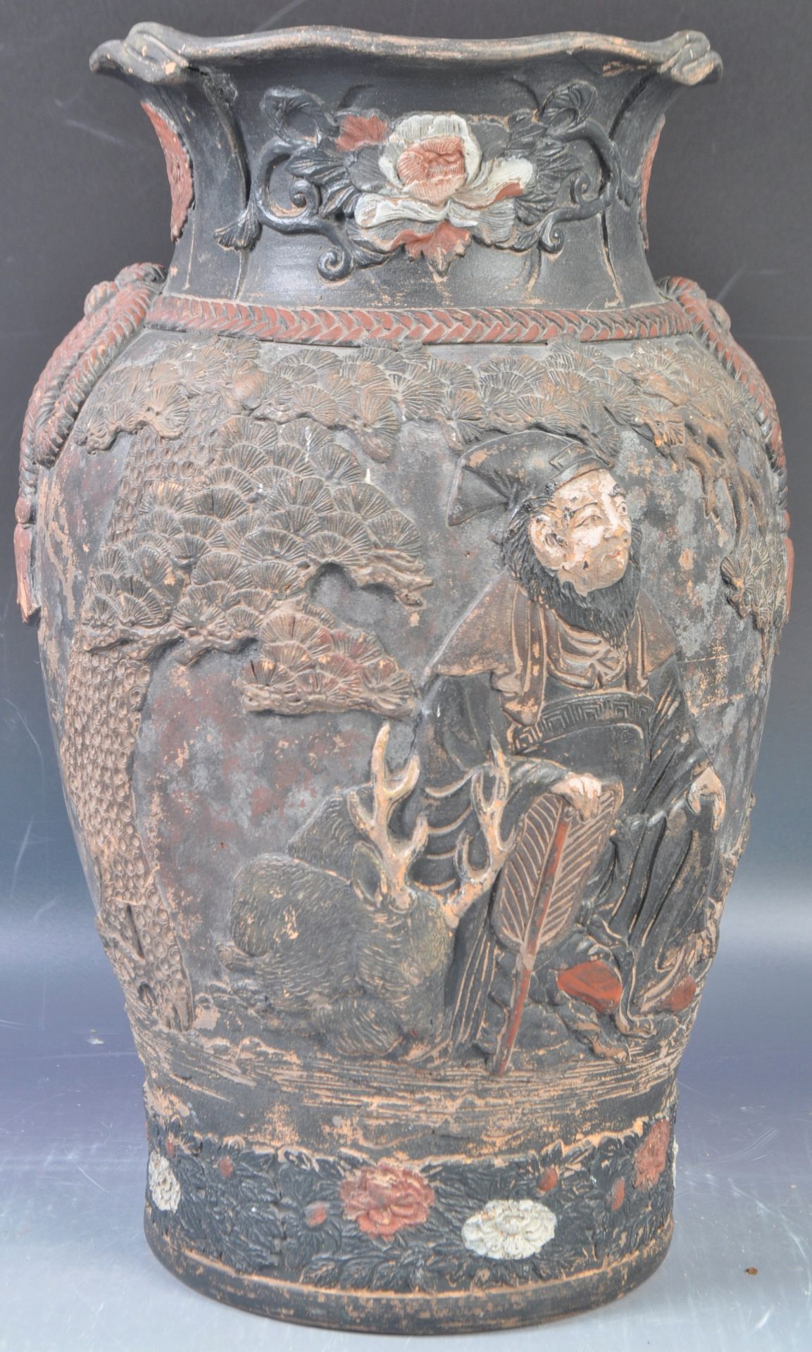 19TH CENTURY JAPANESE TERRACOTTA HAND PAINTED VASE - Image 9 of 9