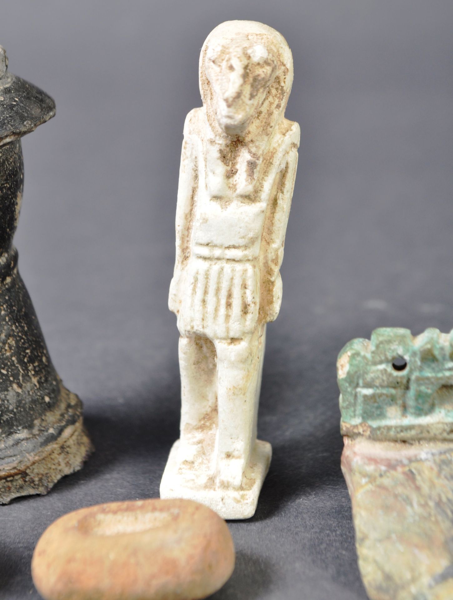 COLLECTION OF ANCIENT EGYPTIAN ARTIFACTS - Image 3 of 6