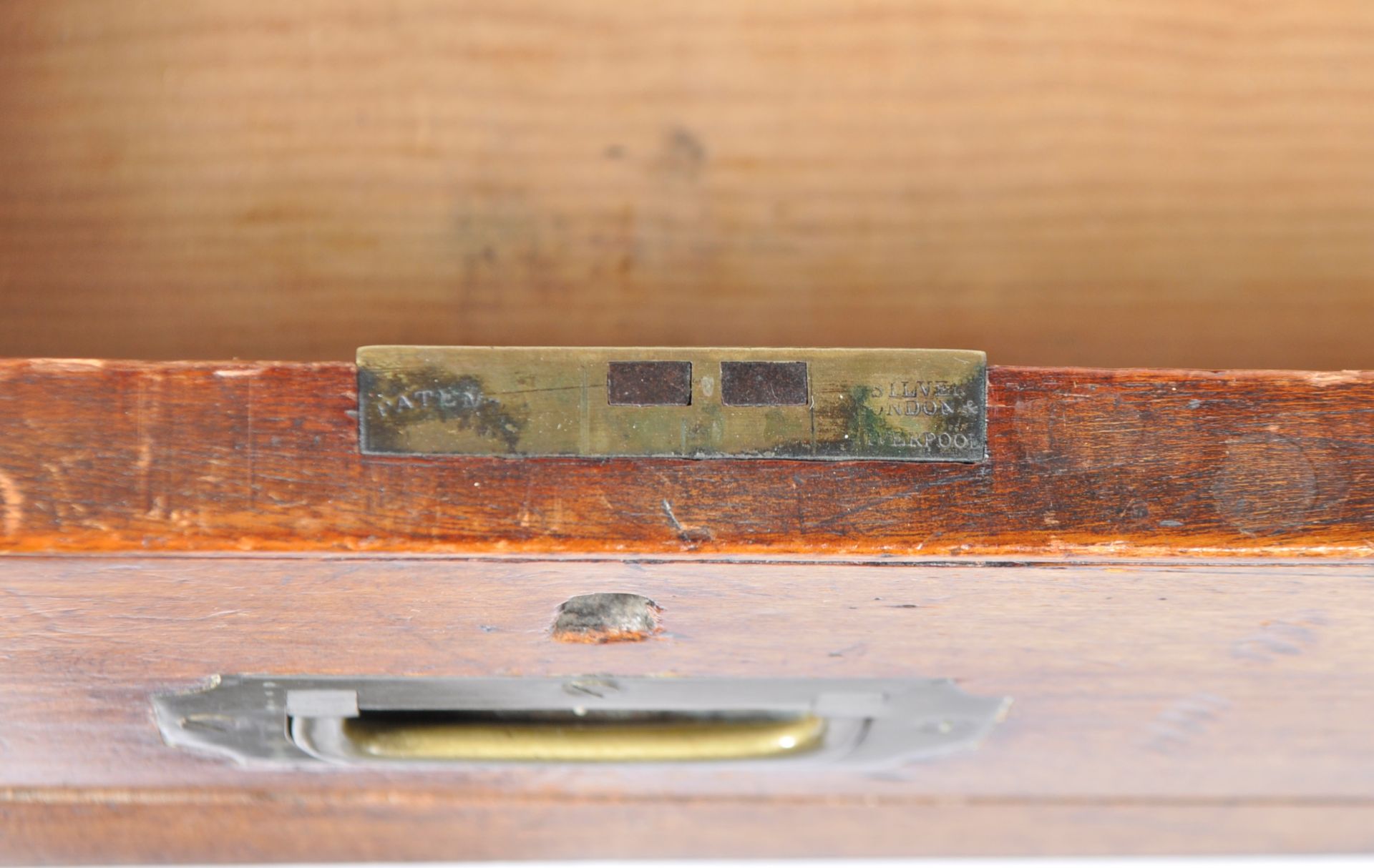 ANTIQUE ENGLISH MAHOGANY CAMPAIGN CHEST OF DRAWERS - Image 7 of 10