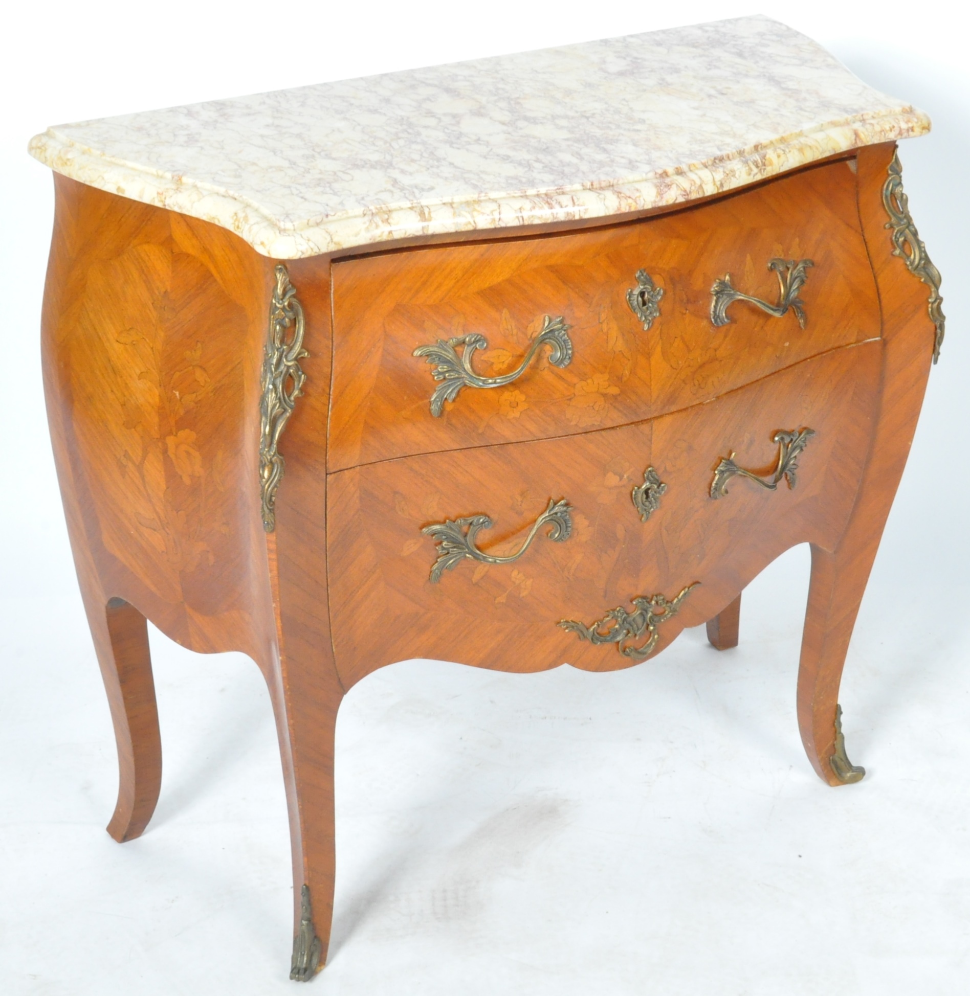 EARLY 20TH CENTURY FRENCH MARBLE TOPPED CHEST OF DRAWERS