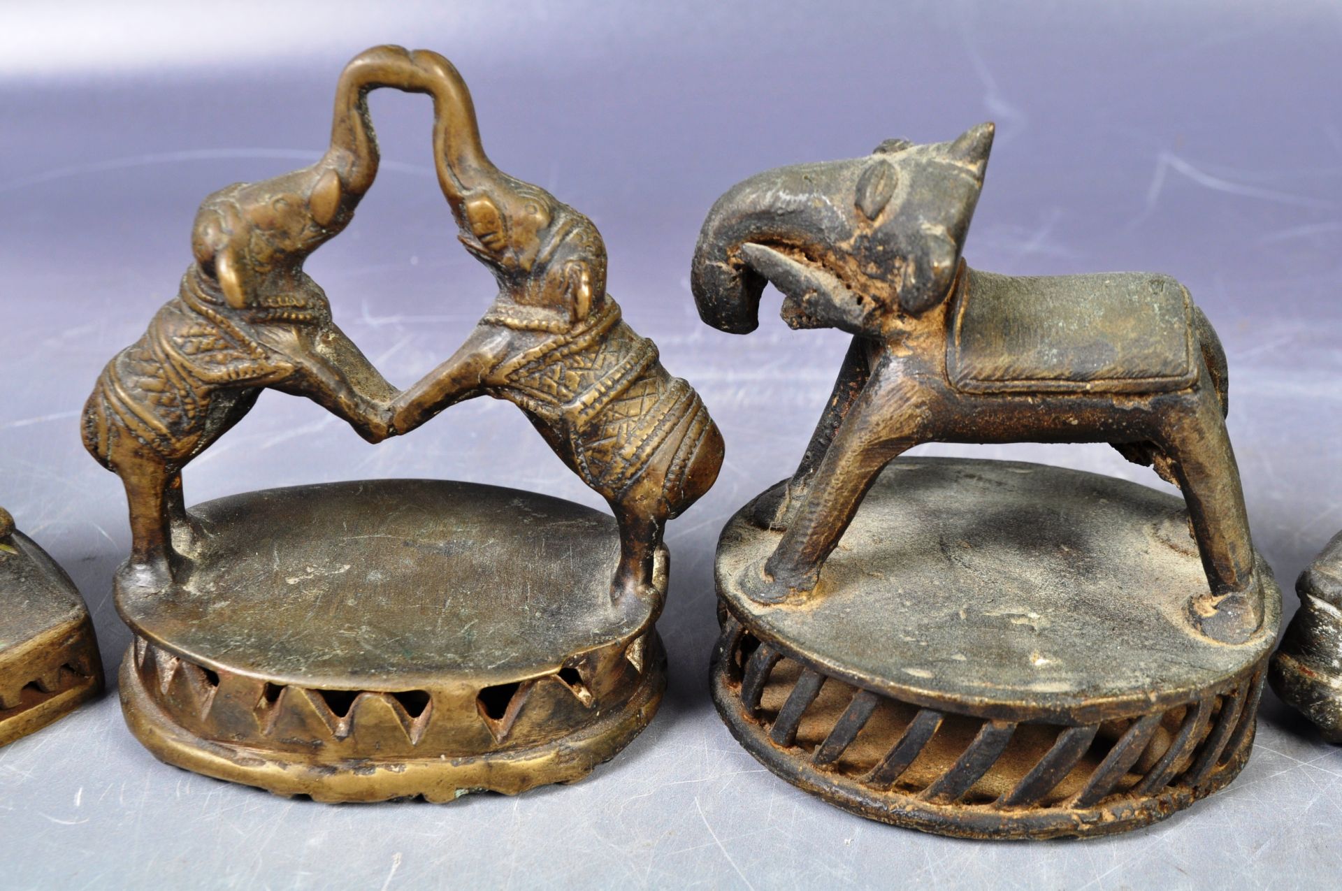 COLLECTION OF SIX INDIAN ANTIQUE FOOT SCRAPERS / SCRUBBERS - Image 4 of 9