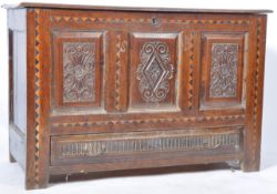 18TH CENTURY GEORGIAN LARGE OAK INLAID COFFER / MULE CHEST