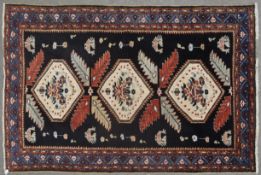 20TH CENTURY PERSIAN ISLAMIC WOOLEN CARPET FLOOR RUG