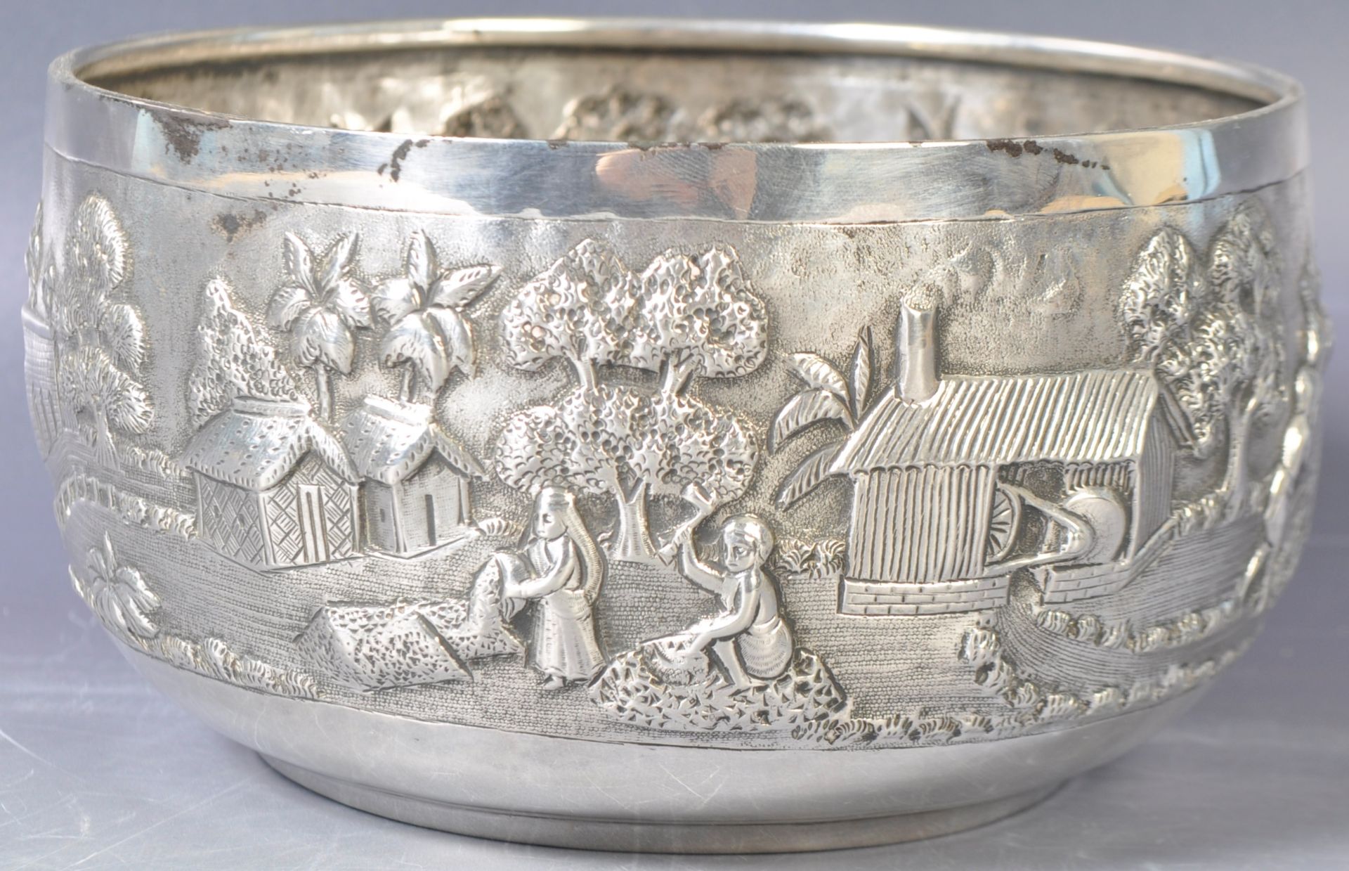 ANTIQUE 19TH CENTURY INDIAN VILLAGE SCENES SILVER PRAYER BOWL - Image 2 of 4