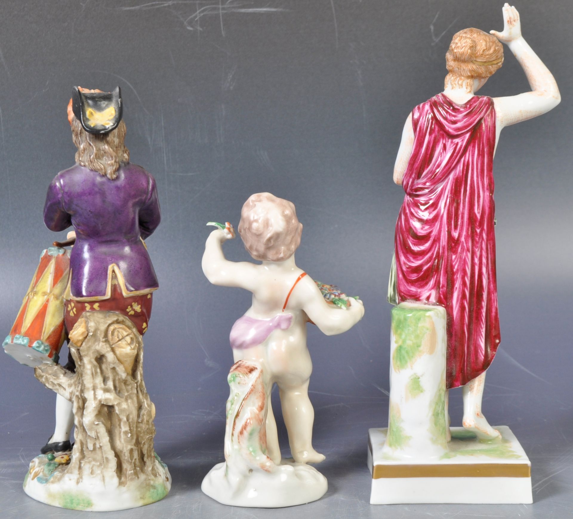 COLLECTION OF ANTIQUE PORCELAIN CLASSICAL FIGURINES - Image 6 of 9