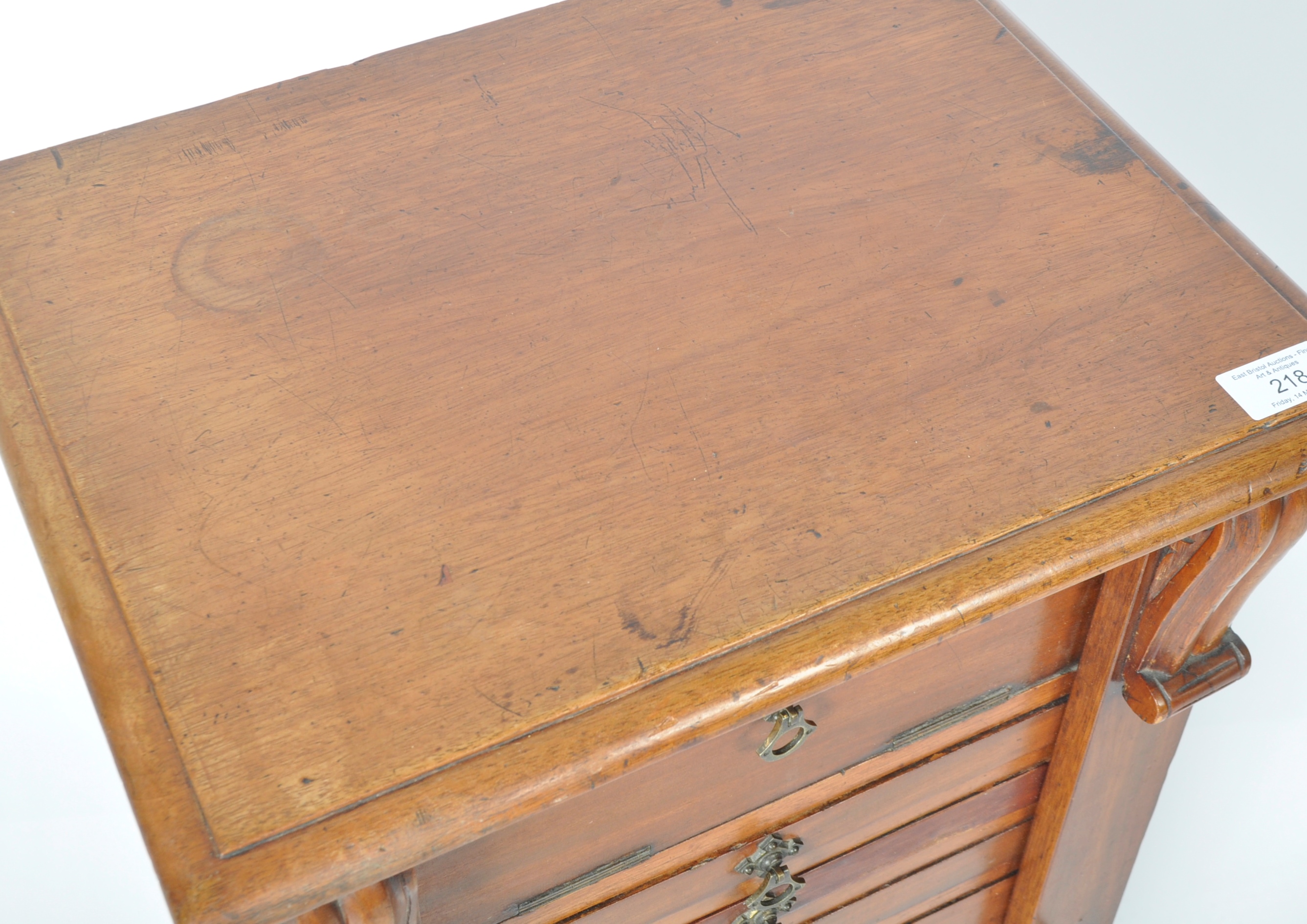 19TH CENTURY VICTORIAN WELLINGTON / SPECIMEN CHEST OF DRAWERS - Image 4 of 12