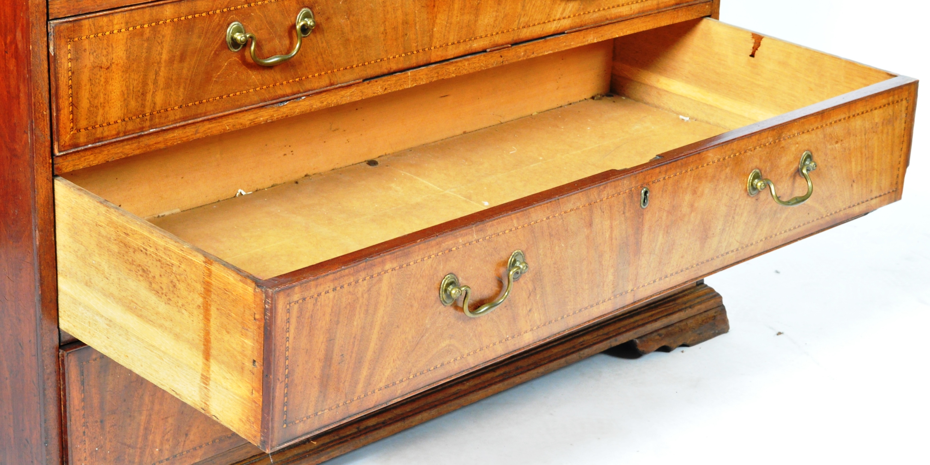 GEORGIAN INLAID MAHOGANY FULL FRONT BUREAU DESK - Image 18 of 19