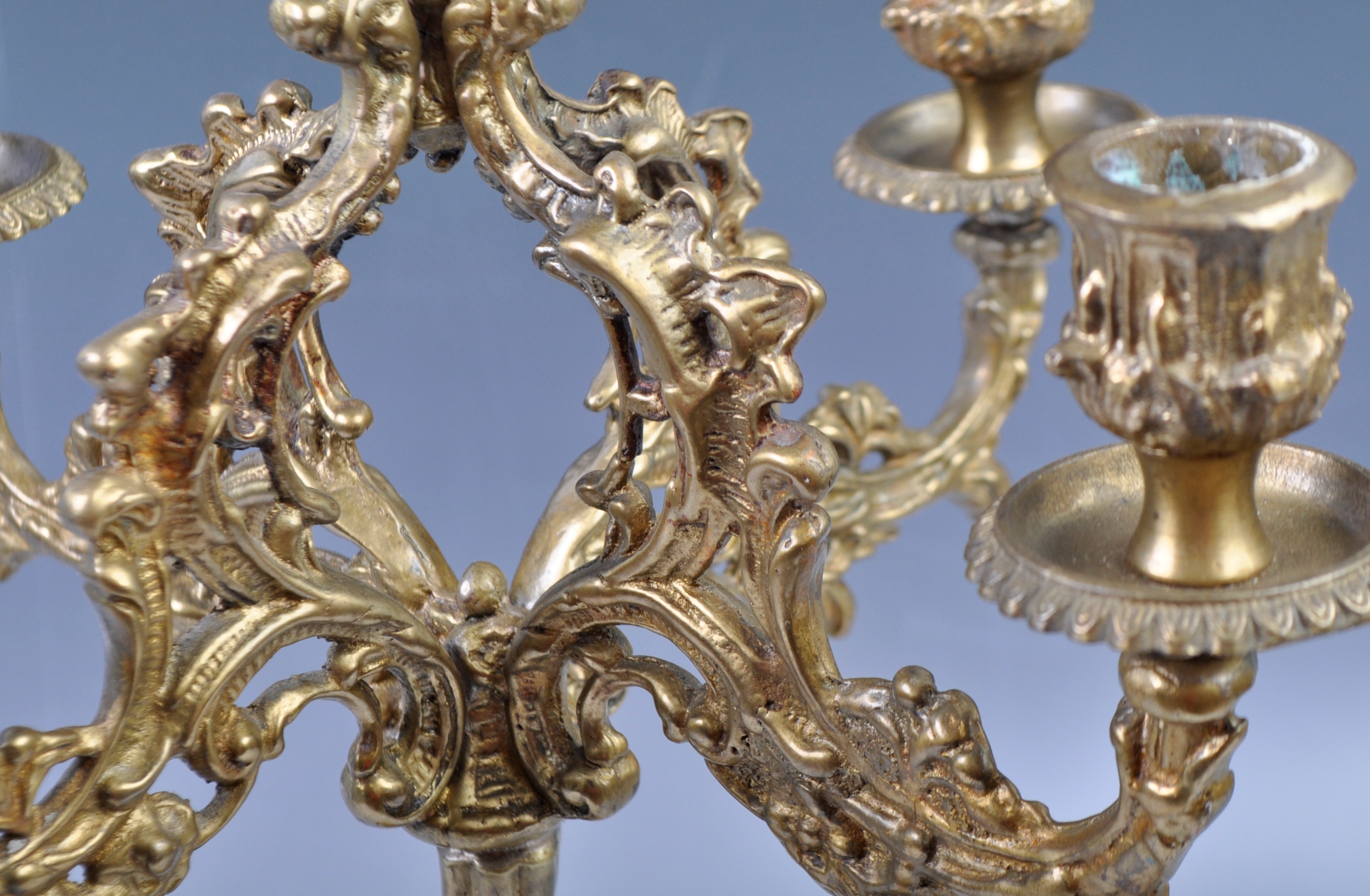 EARLY 20TH CENTURY ITALIAN ANTIQUE ROCOCO INFLUENCE CHERUB CHANDELIER - Image 2 of 6