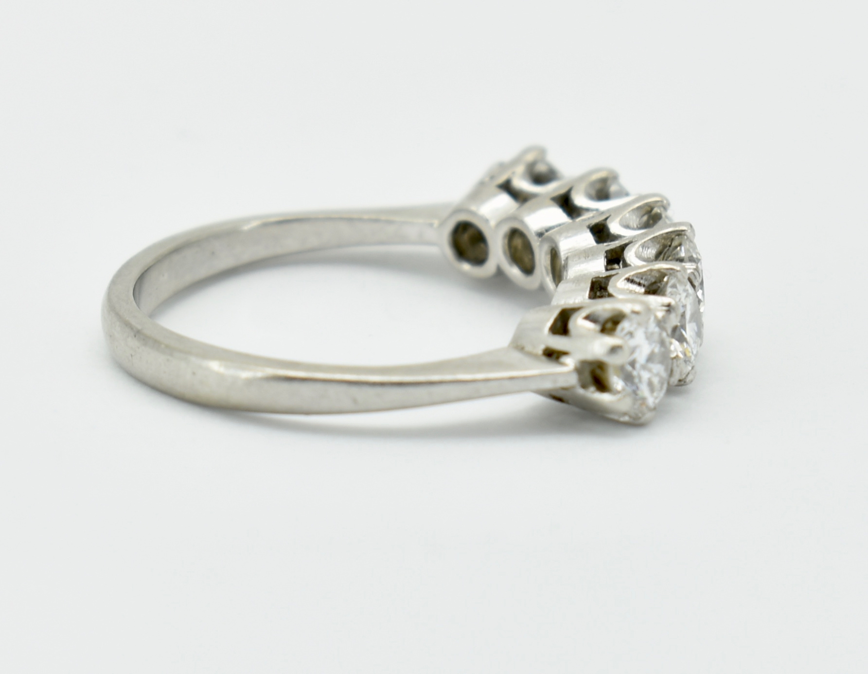 HALLMARKED PLATINUM AND DIAMOND FIVE STONE RING - Image 7 of 7