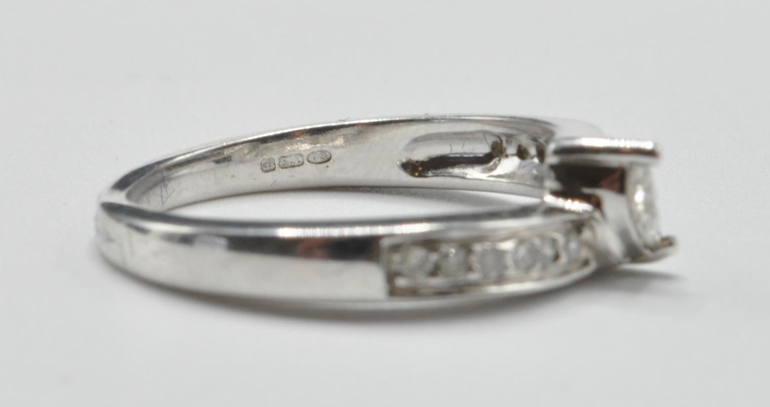 WHITE GOLD AND DIAMOND CROSSOVER RING - Image 8 of 8
