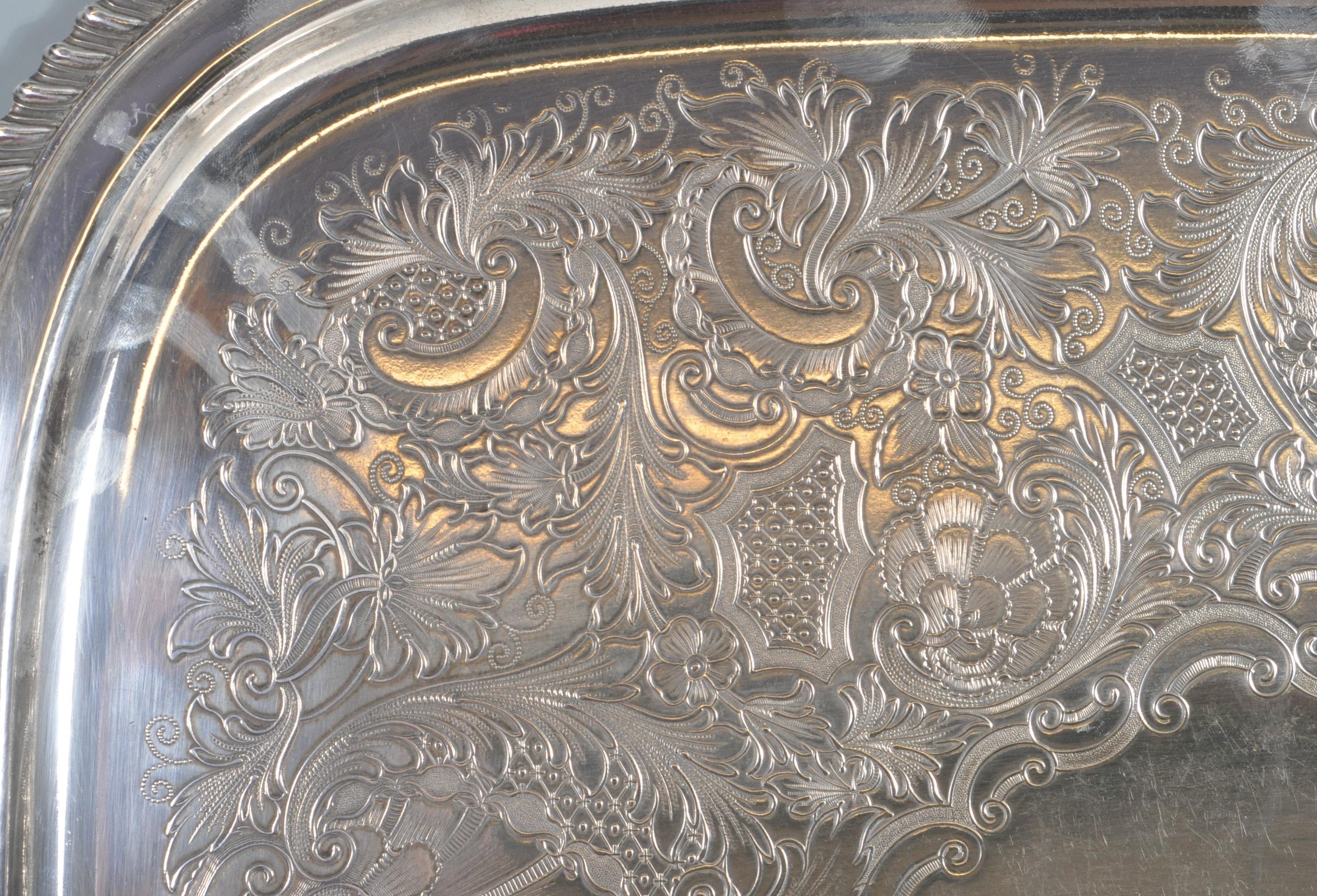 LARGE VINTAGE SILVER PLATE MERIDON SERVING TRAY. - Image 2 of 15