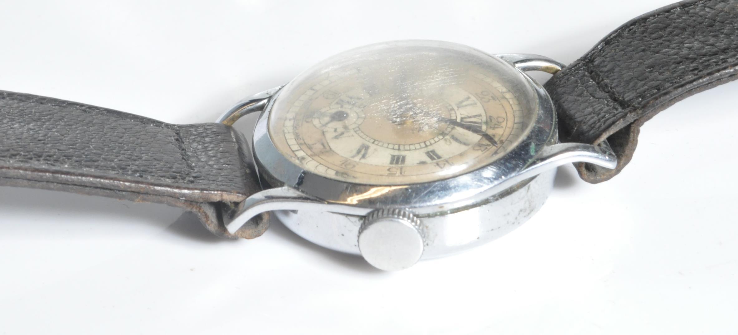 MID 20TH CENTURY SERVICES COLONIAL GENTLEMEN'S WRISTWATCH - Image 3 of 11
