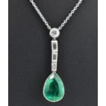 PLATINUM & COLUMBIAN EMERALD & DIAMOND PENDANT NECKLACE