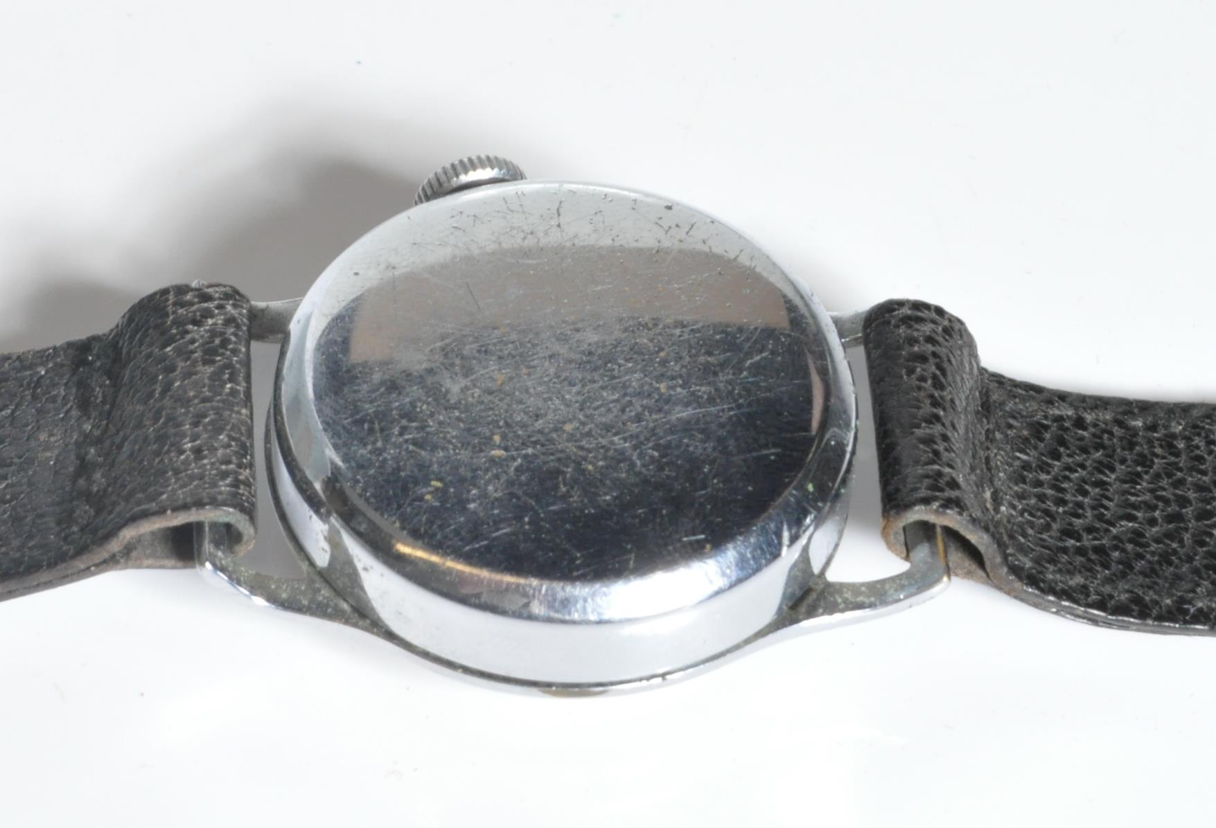 MID 20TH CENTURY SERVICES COLONIAL GENTLEMEN'S WRISTWATCH - Image 4 of 11