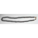 CULTURED PEARL NECKLACE WITH GOLD CLASP