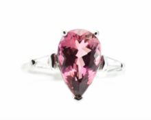 18CT WHITE GOLD PINK TOURMALINE & DIAMOND RING