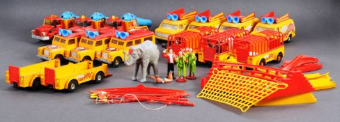 COLLECTION OF VINTAGE CORGI TOYS PINDER CIRCUS DIECAST MODELS