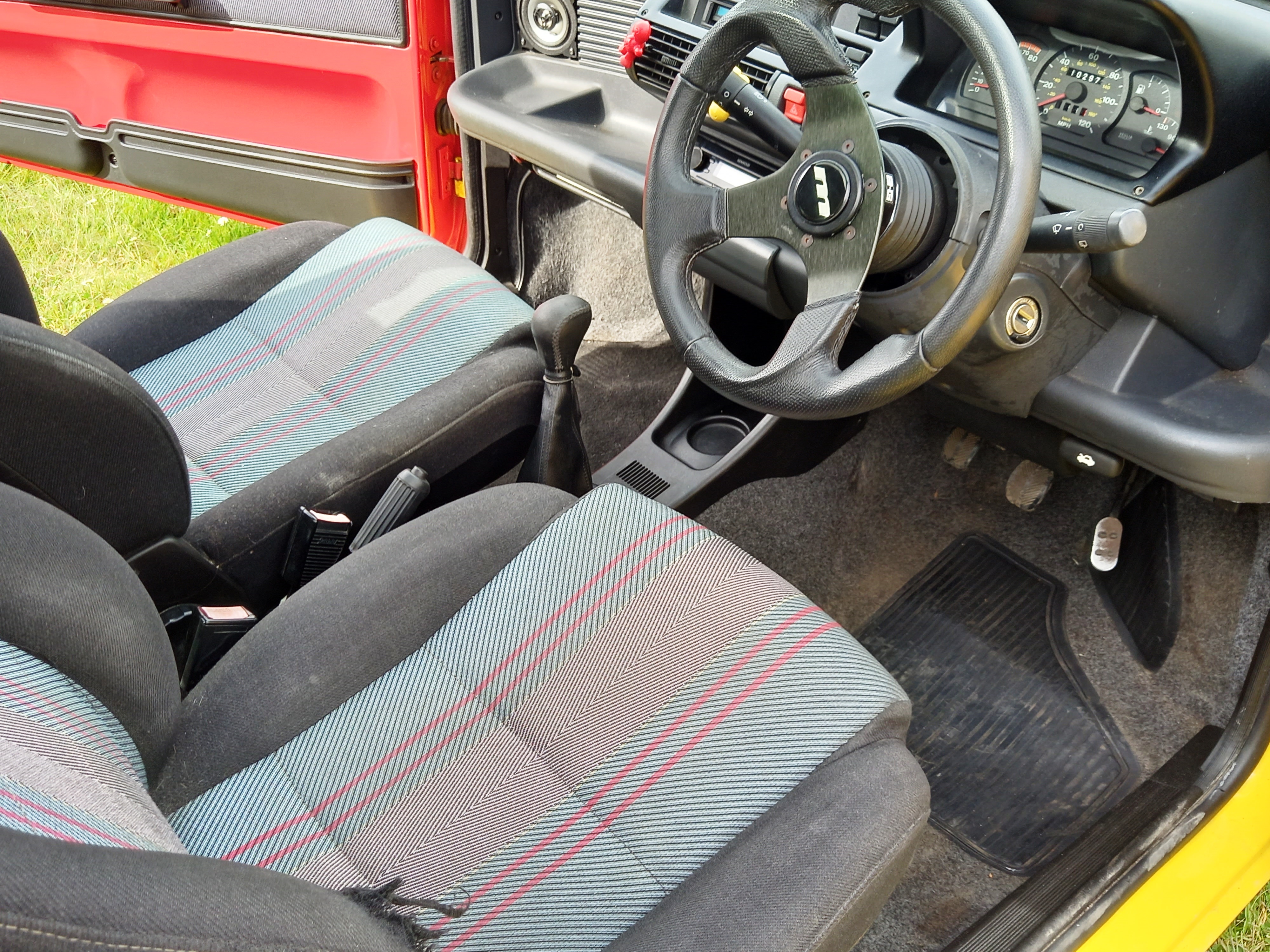 THE INBETWEENERS - 1996 FIAT CINQUECENTO HAWAII IN YELLOW - Image 7 of 10