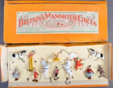 BRITAINS MAMMOTH CIRCUS SET 2054 - VINTAGE LEAD FIGURE SET