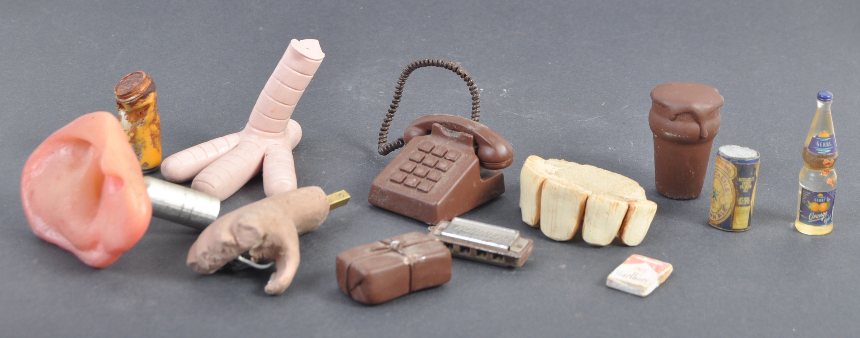 AARDMAN ANIMATIONS - ASSORTED PRODUCTION USED PROPS