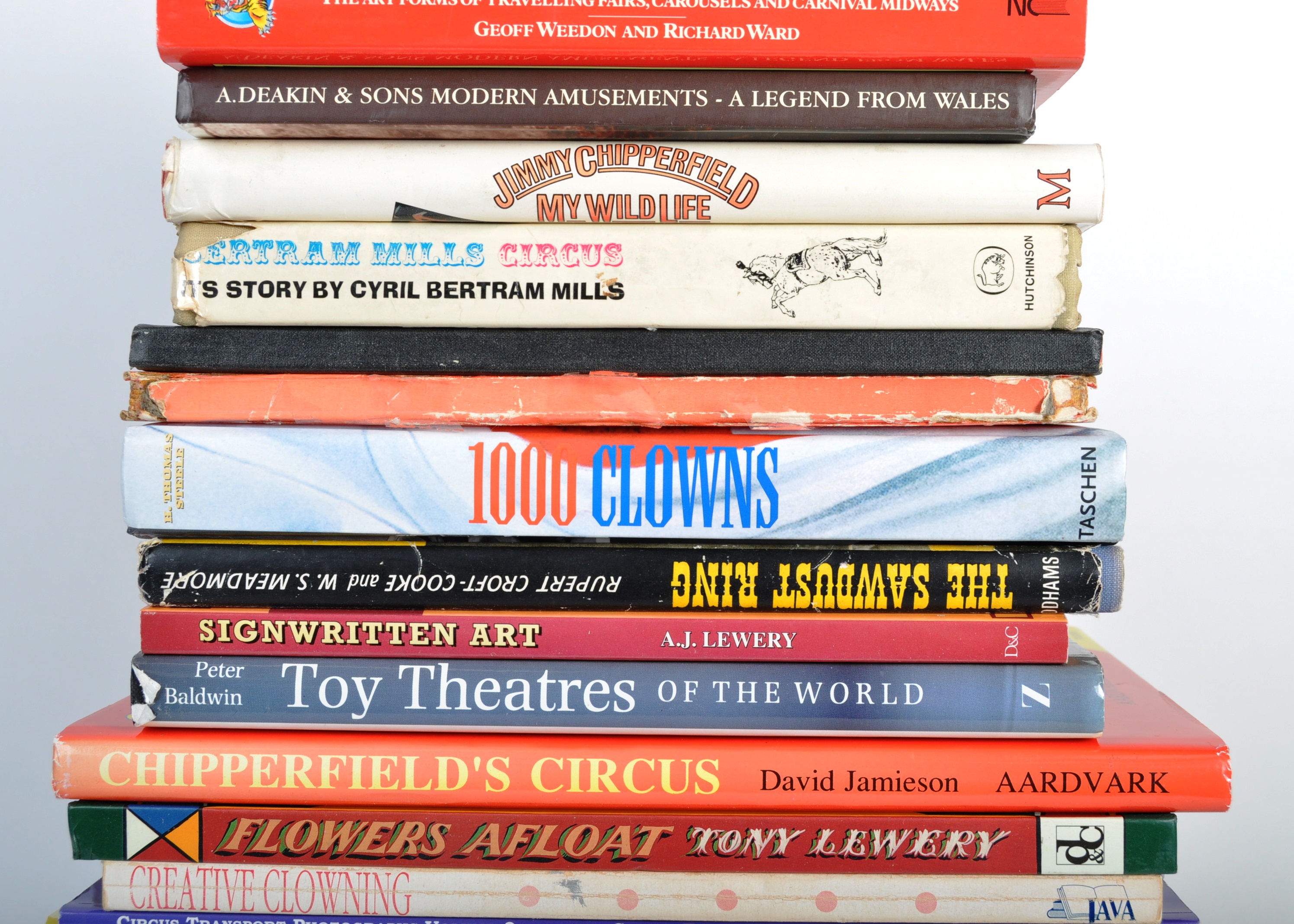 CIRCUS / CLOWNS - LARGE COLLECTION OF BOOKS - Image 4 of 10